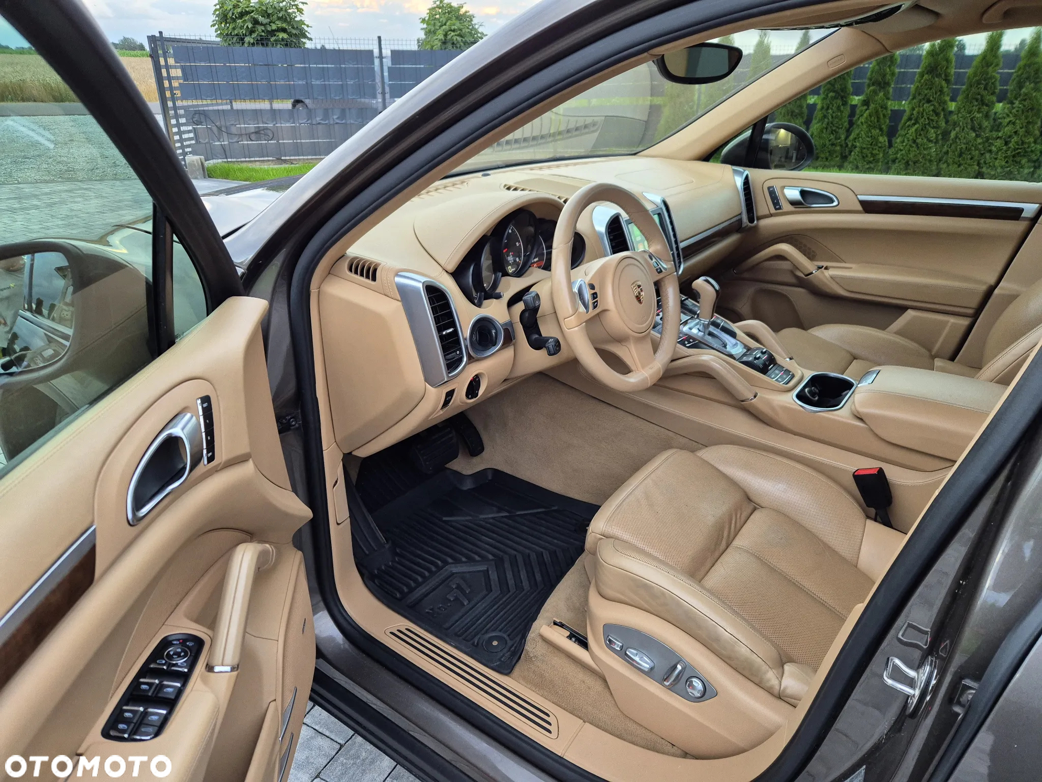 Porsche Cayenne Diesel Platinum Edition - 8