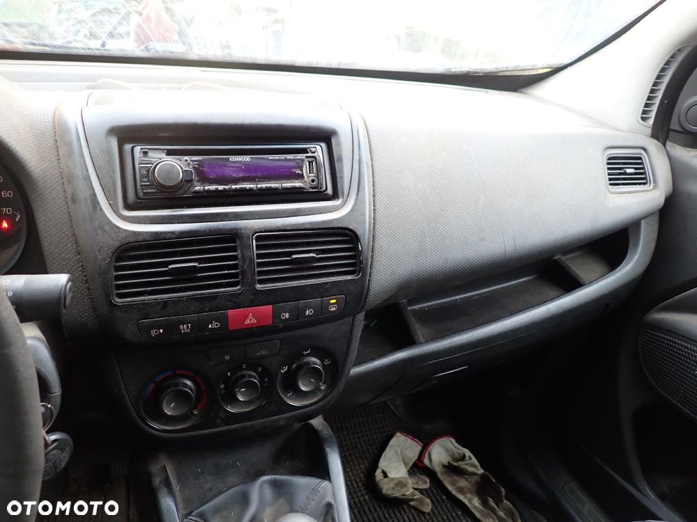 CZĘŚCI - Fiat Doblo II 1,6 JTD M-JET 77KW 105KM VAN 2011r. INDEX - 9964 - 9