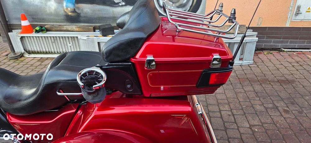 Harley-Davidson FLH Electra Glide - 26