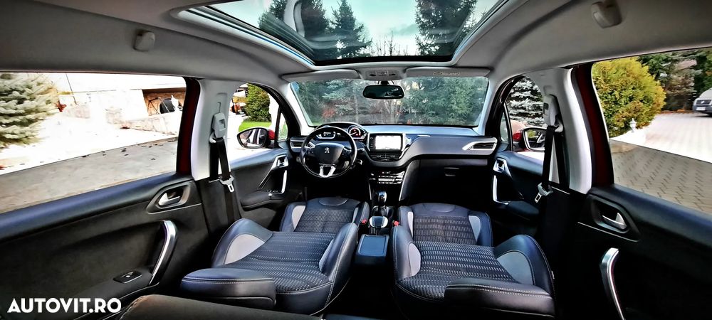 Peugeot 2008 PureTech 82 Allure - 2