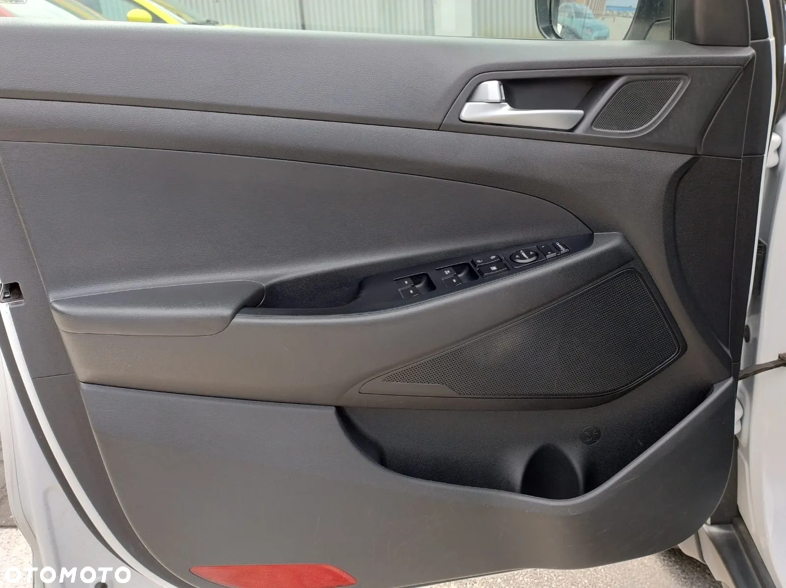 Hyundai Tucson 1.7 CRDI BlueDrive Comfort 2WD DCT - 17
