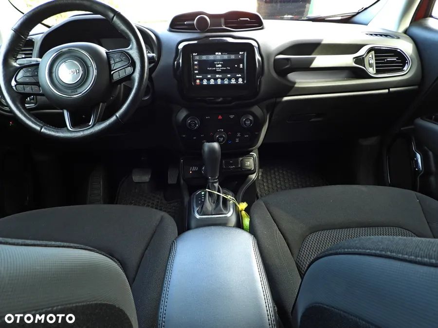 Jeep Renegade - 10