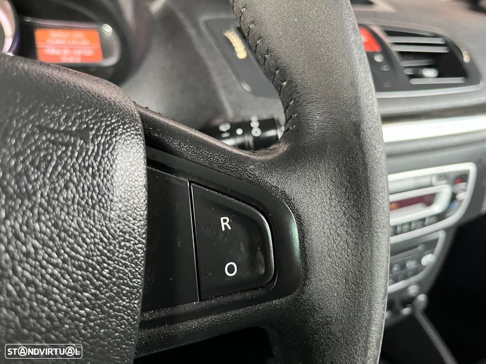 Renault Mégane Sport Tourer 1.5 dCi Comfort SS - 20