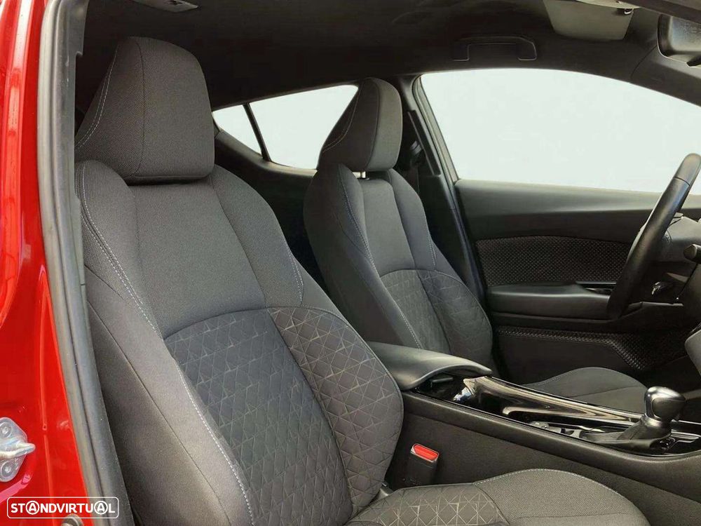 Toyota C-HR 1.8 HSD Exclusive+P.Luxury - 14