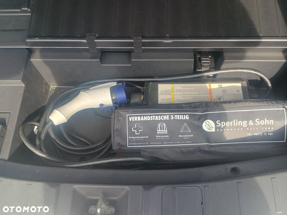 Mitsubishi Outlander - 11