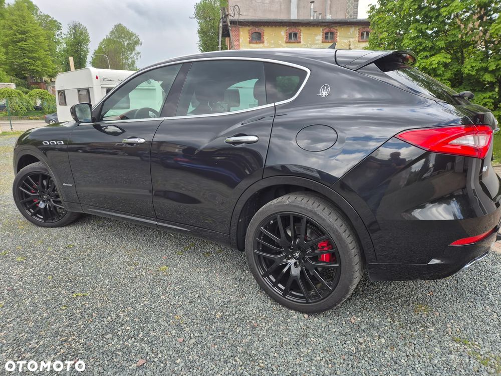 Maserati Levante Q4 GranLusso - 37