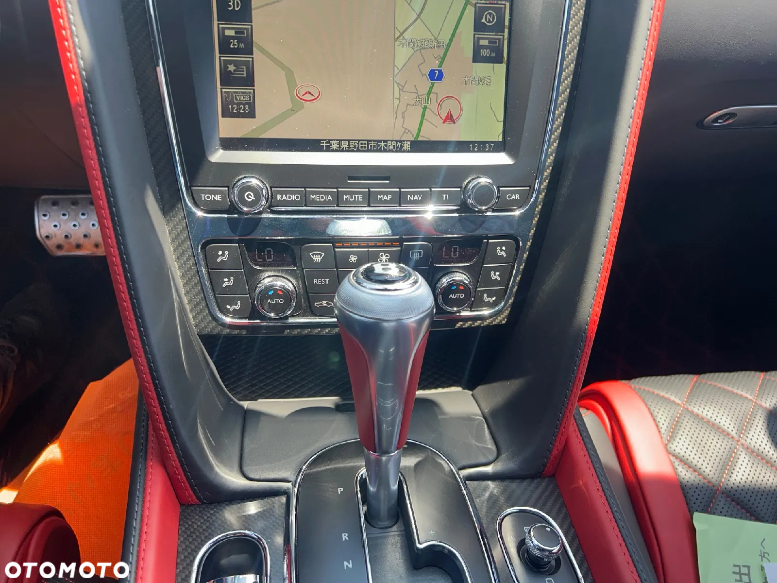 Bentley Continental GT - 10