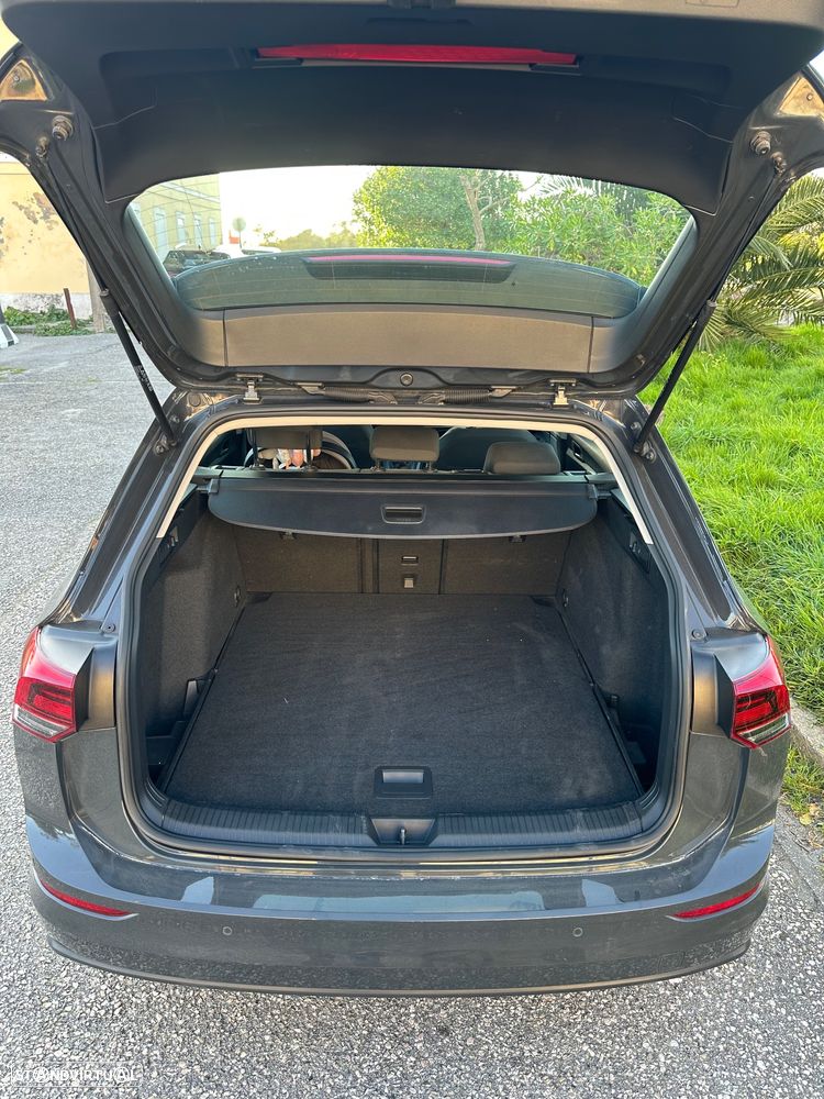 VW Golf Variant 2.0 TDi Conceptline - 18