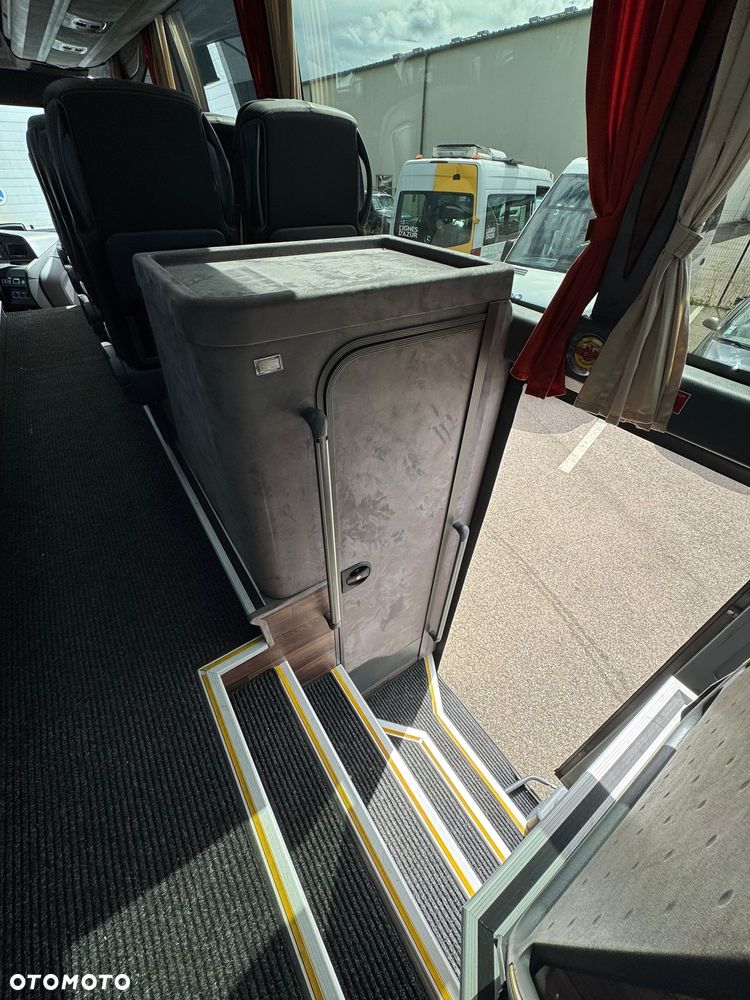 Mercedes-Benz Atego - 8