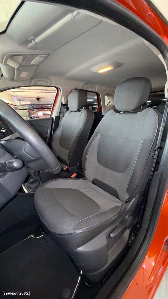 Renault Captur ENERGY dCi 90 S&S Luxe - 9