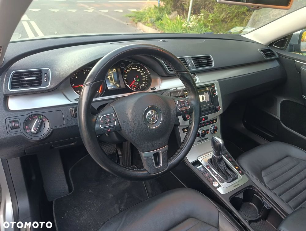 Volkswagen Passat 2.0 TDI 4Motion DSG BlueMotion Tech Business Edition - 10