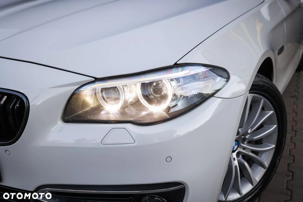 BMW Seria 5 525d xDrive Sport-Aut Modern Line - 3