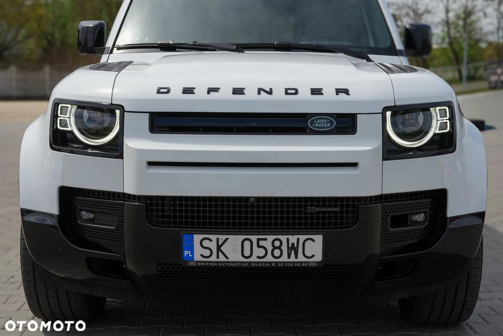 Land Rover Defender 3.0 D300 mHEV X-Dynamic HSE - 2
