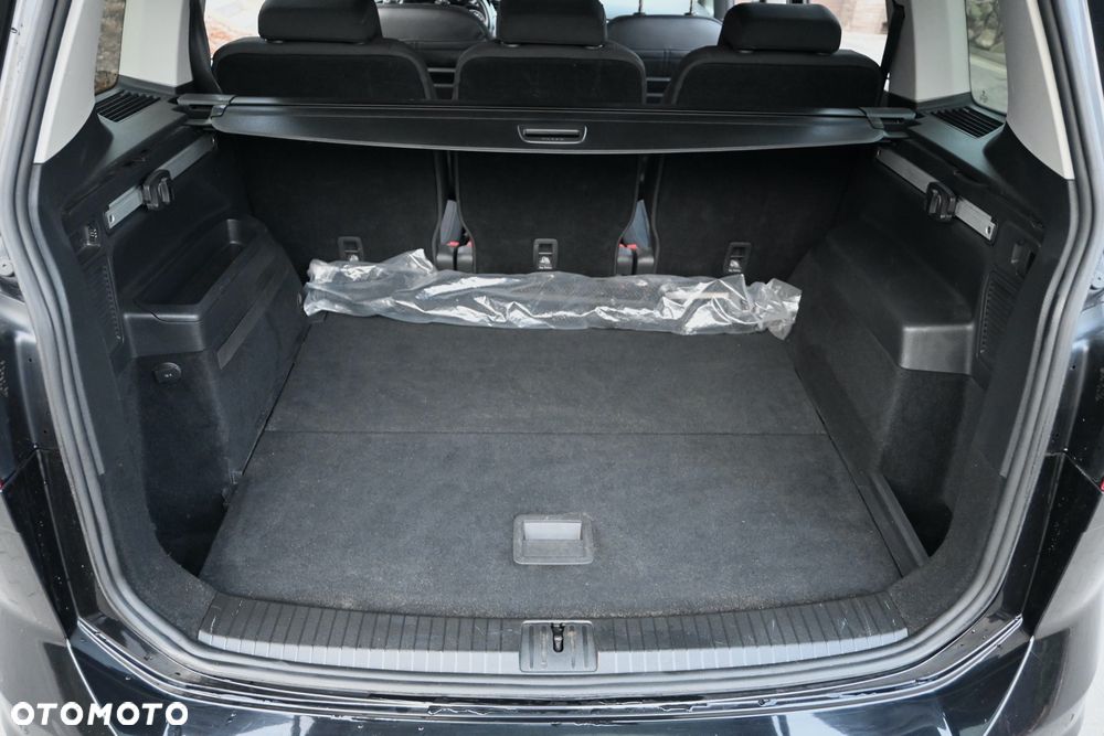 Volkswagen Touran 1.6 TDI SCR (BlueMotion Technology) DSG Comfortline - 38