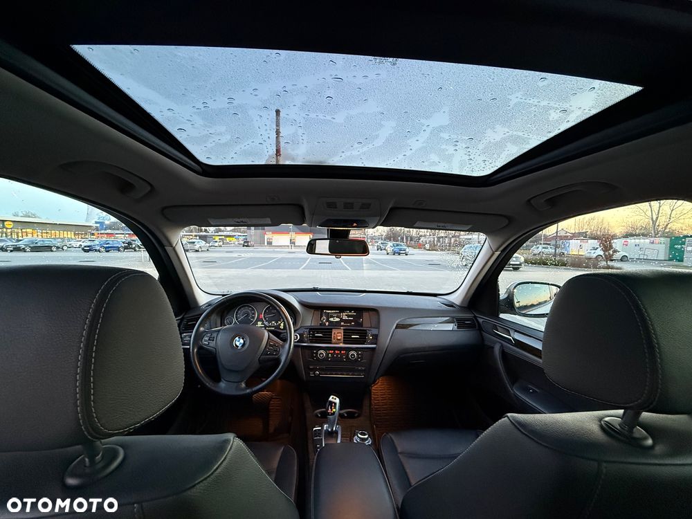 BMW X3 xDrive28i - 21