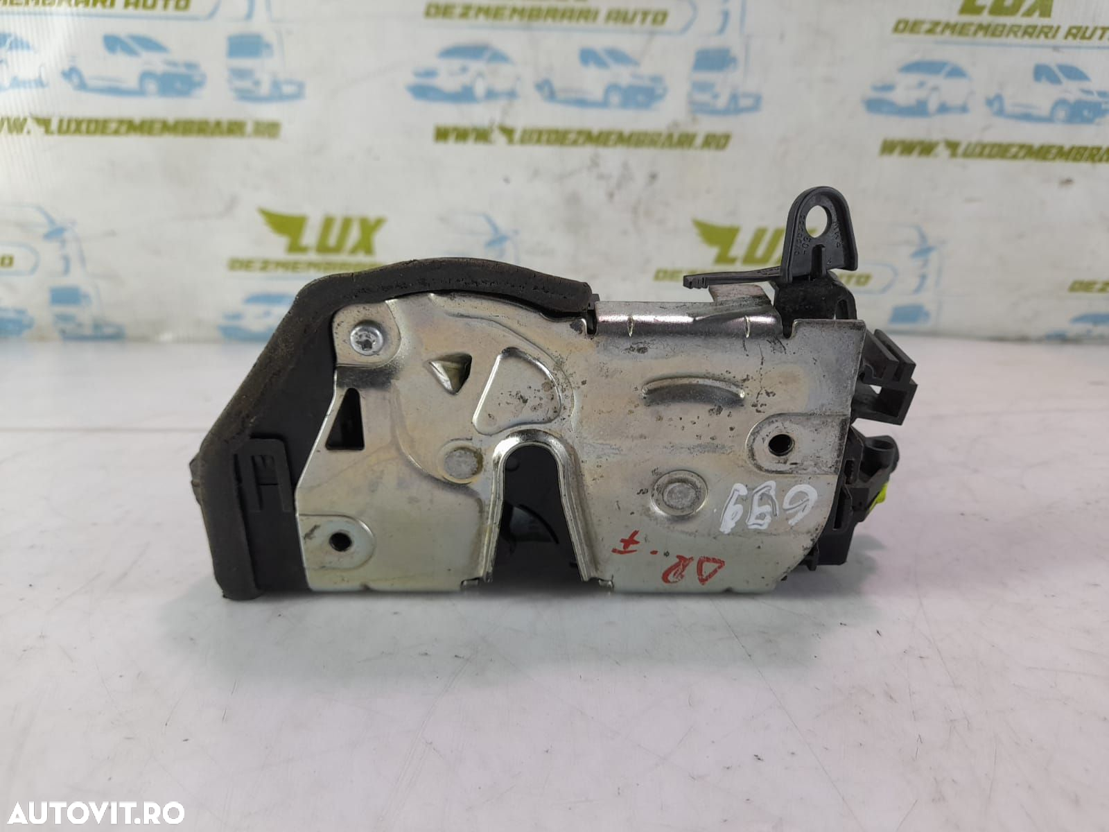 Broasca dreapta fata BMW Seria 3 E90 [facelift] [2008 - 2013] 2.0 d N - 2