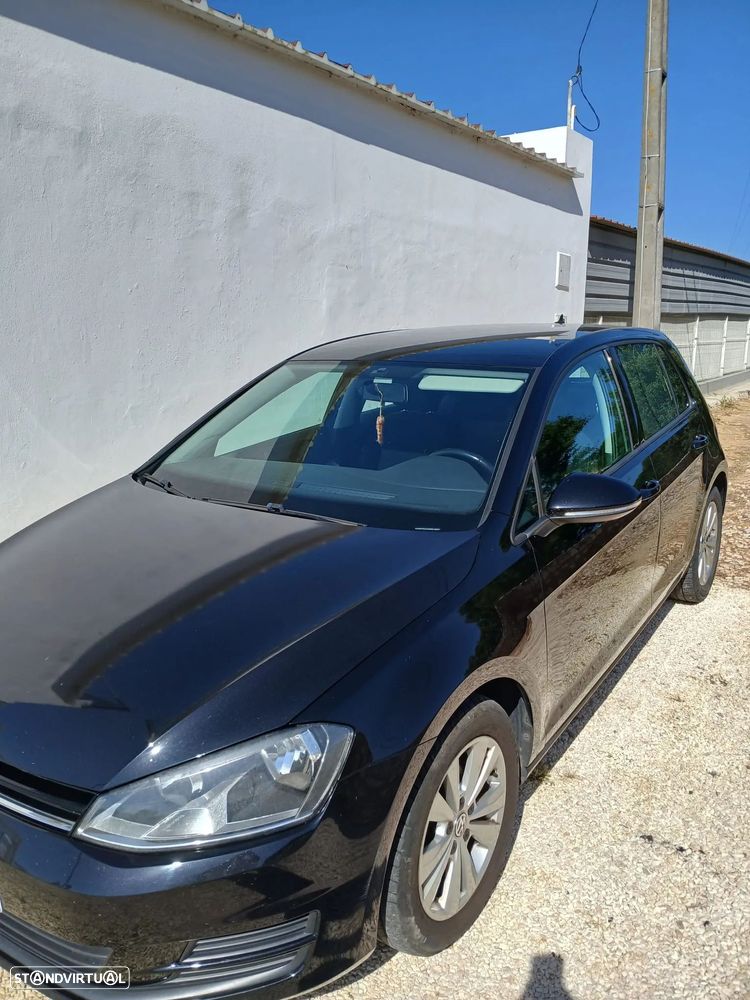 VW Golf 1.6 TDI Confortline - 4