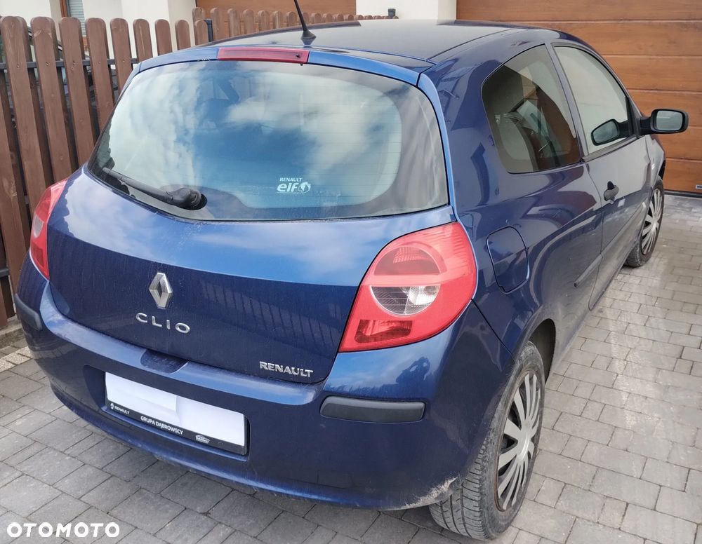 Renault Clio 1.2 16V Authentique - 6