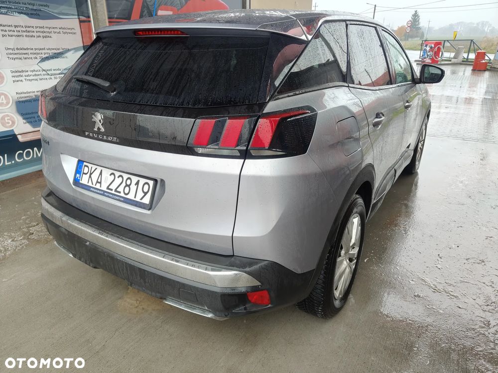 Peugeot 3008 1.6 BlueHDi Active S&S EAT6 - 11