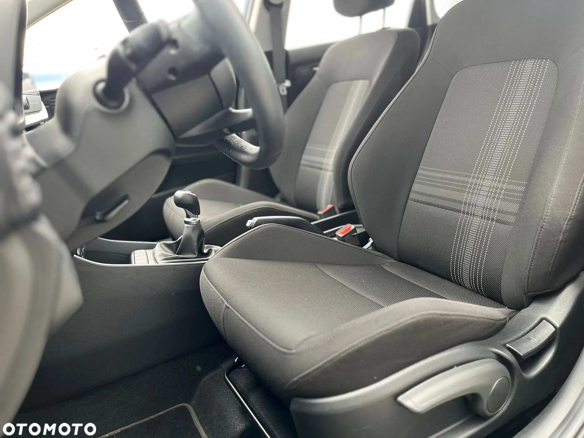 Hyundai Bayon 1.2 MPI Pure - 13