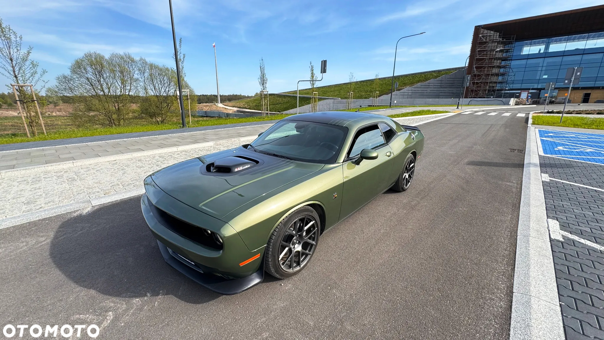 Dodge Challenger - 6