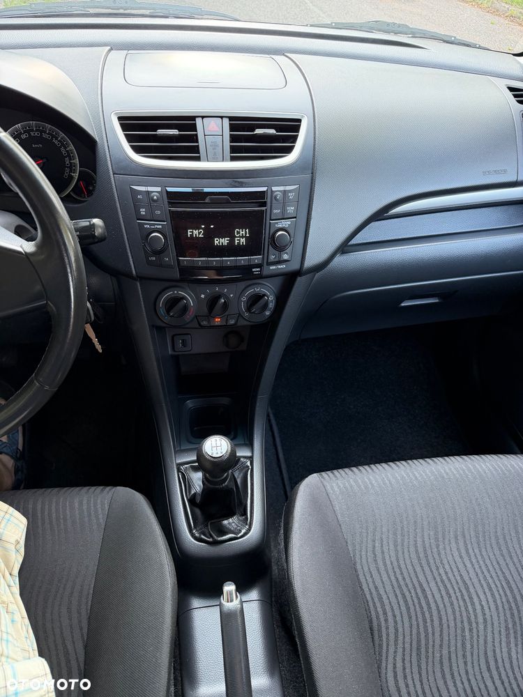 Suzuki Swift 1.3 DDiS GLX / Comfort - 13