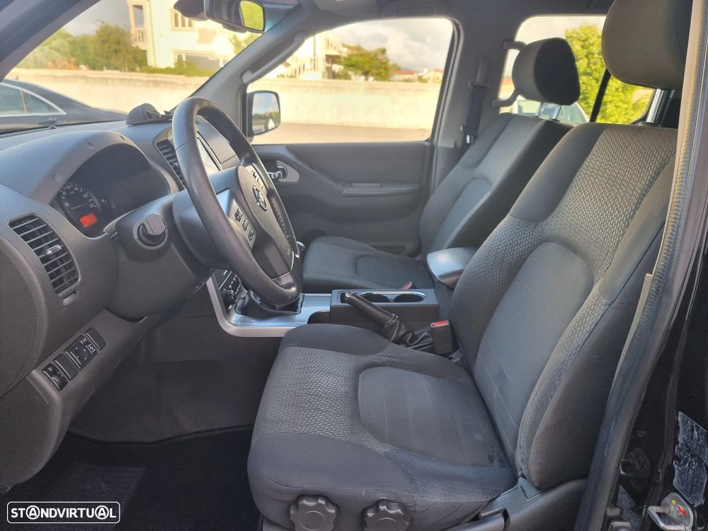 Nissan Navara 2.5 dCi CD LE 4WD - 9