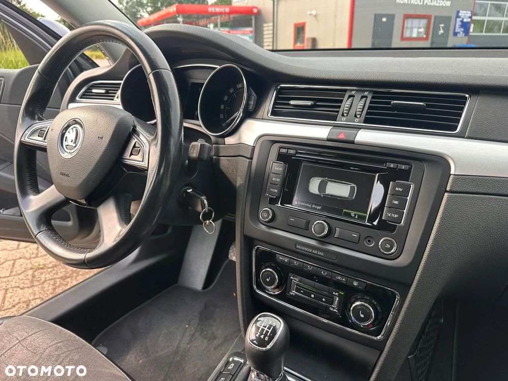 Skoda Superb - 25