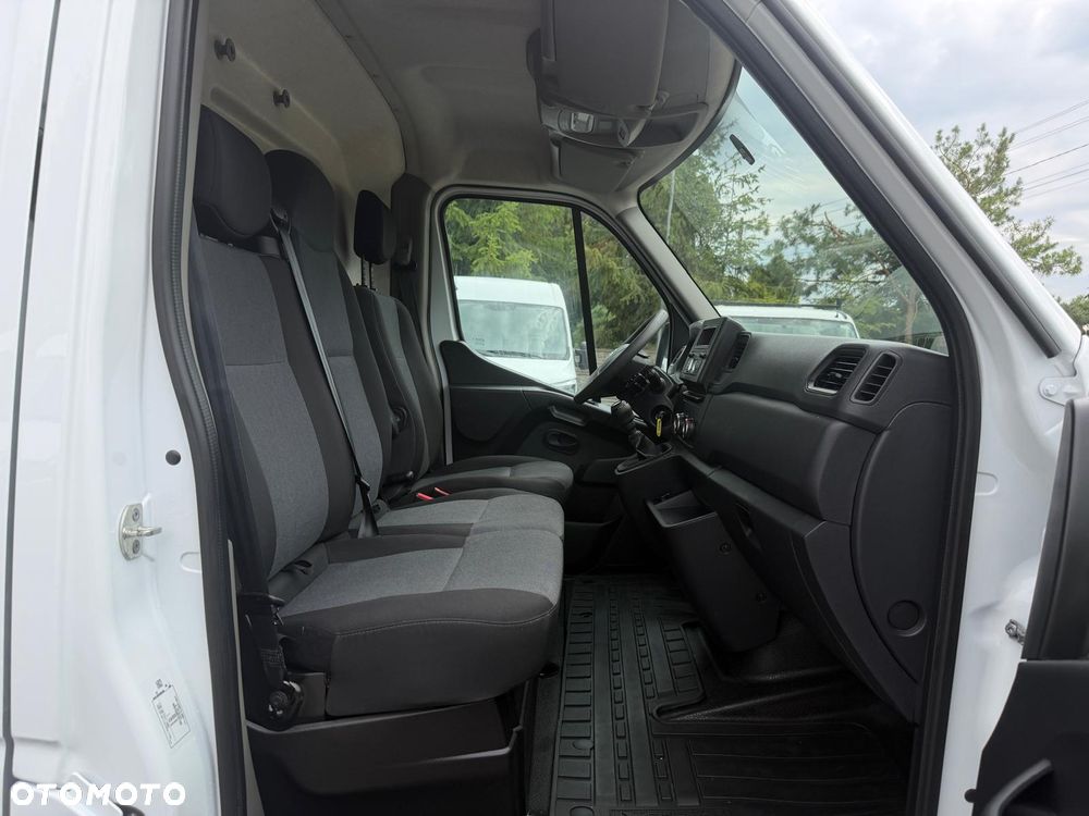 Nissan INTERSTAR / 2.3D 150KM / L3H2 / Najbogatsza wersja / Master / FV23% / L3 H2 - 15