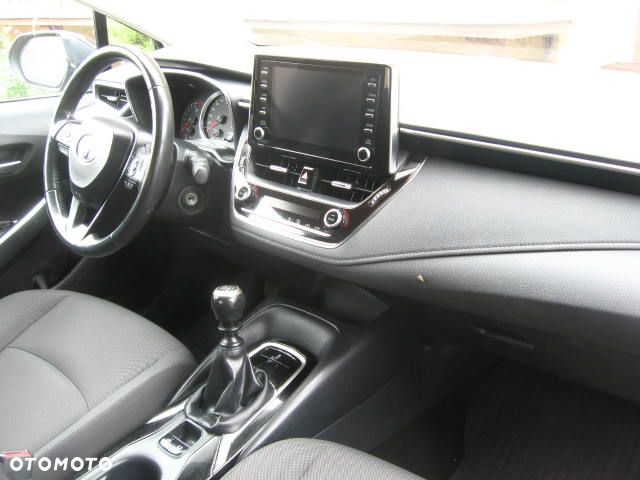 Toyota Corolla 1.6 Premium - 23