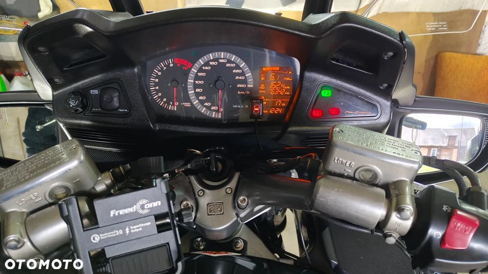 Honda ST - 7