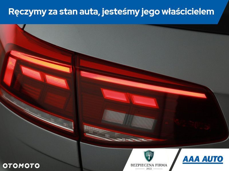 Volkswagen Passat Variant - 17
