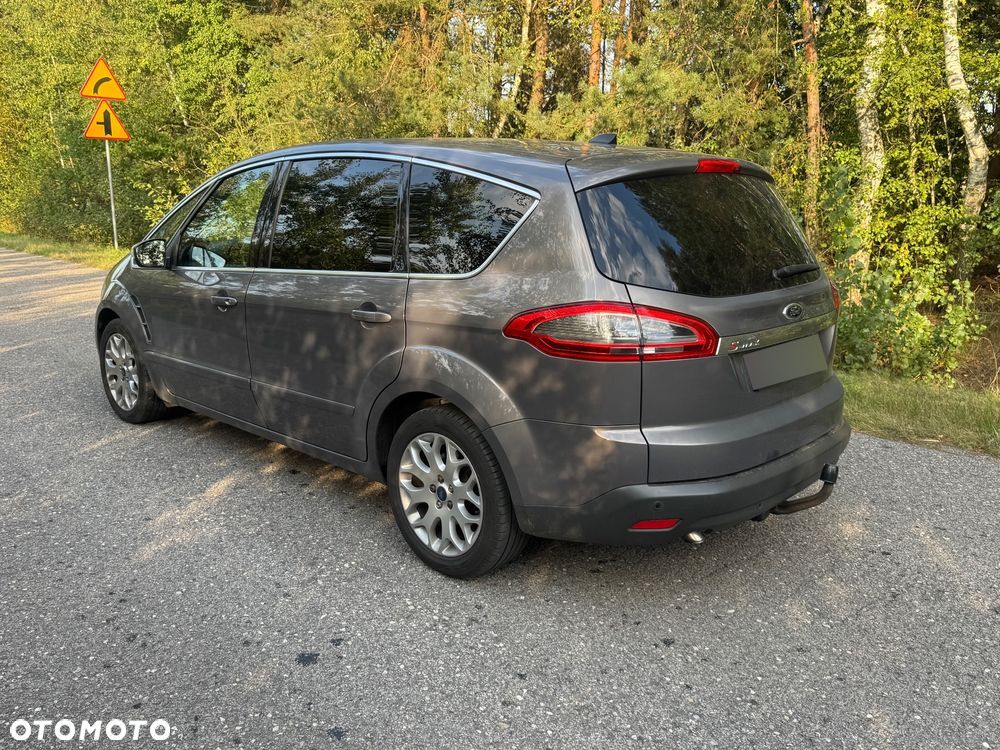 Ford S-Max - 8