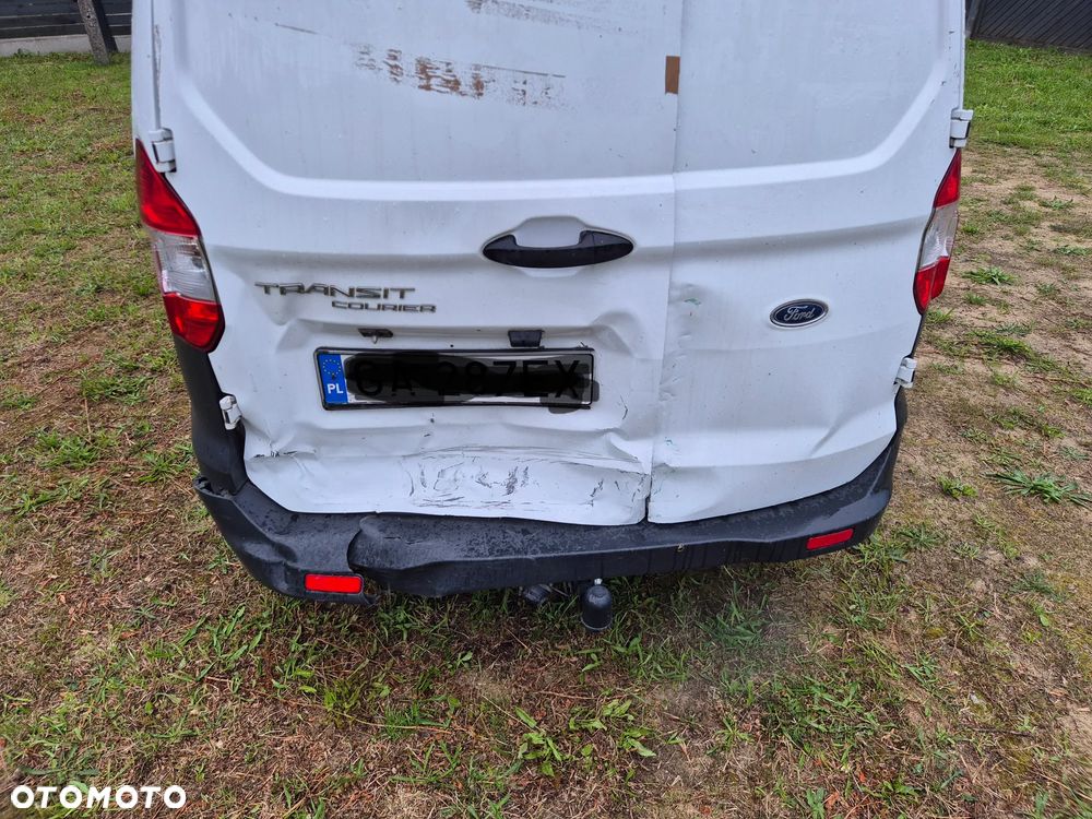 Ford Transit Courier - 7