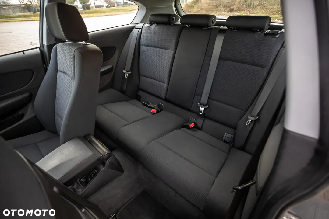BMW Seria 1 118d DPF Edition Lifestyle - 18