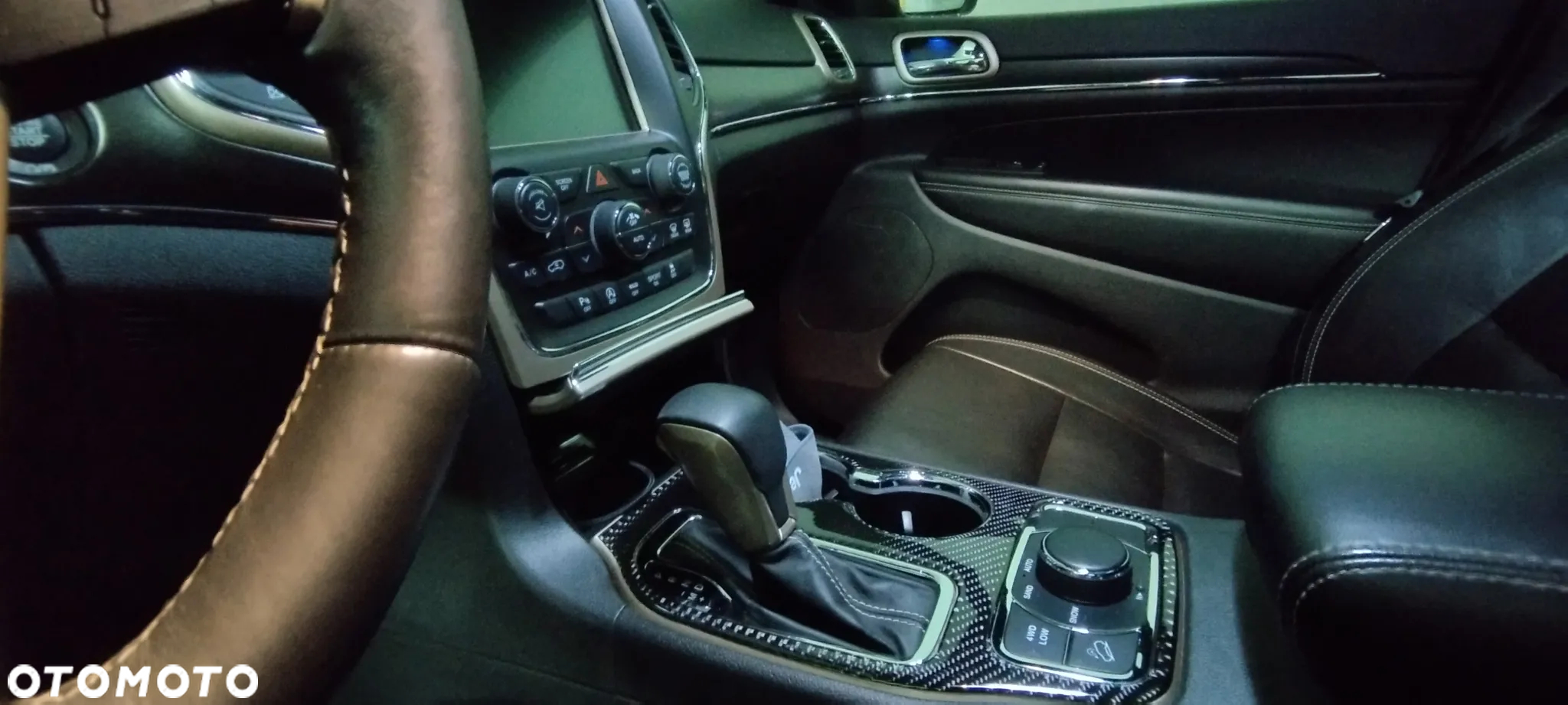 Jeep Grand Cherokee 3.6 V6 Limited - 12