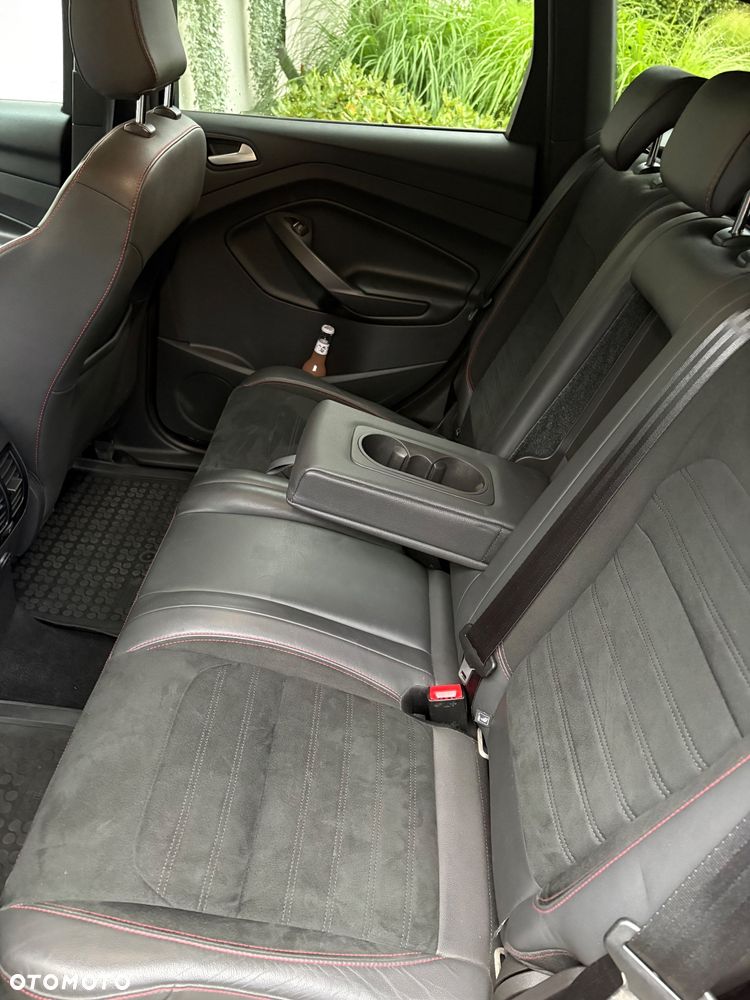Ford Kuga 2.0 TDCi AWD ST-Line - 6