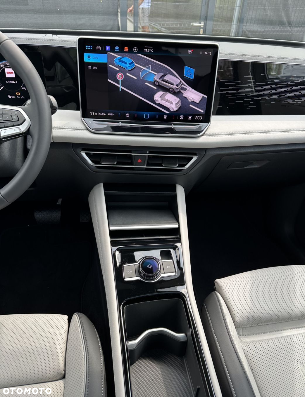 Volkswagen Tiguan - 29