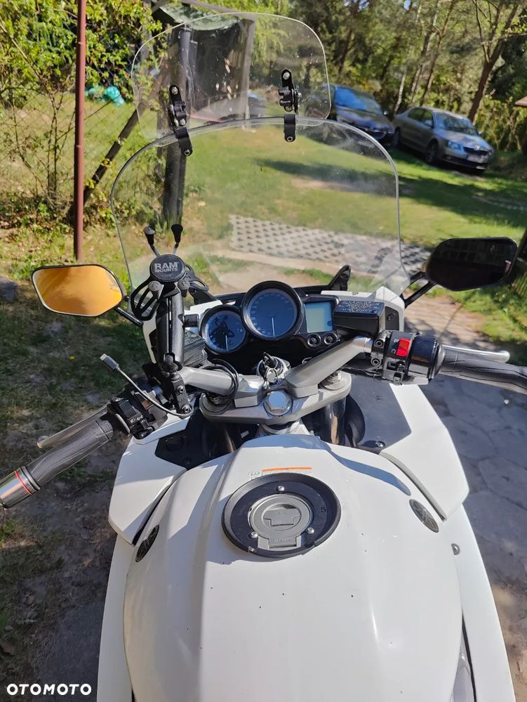 Yamaha FJR - 9