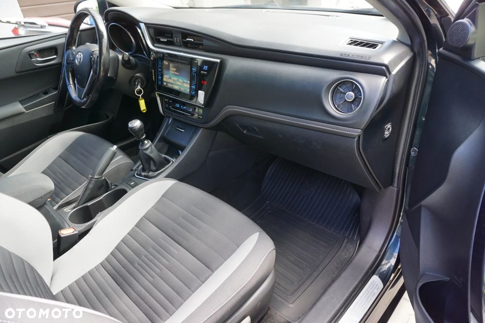 Toyota Auris 1.6 Comfort - 15
