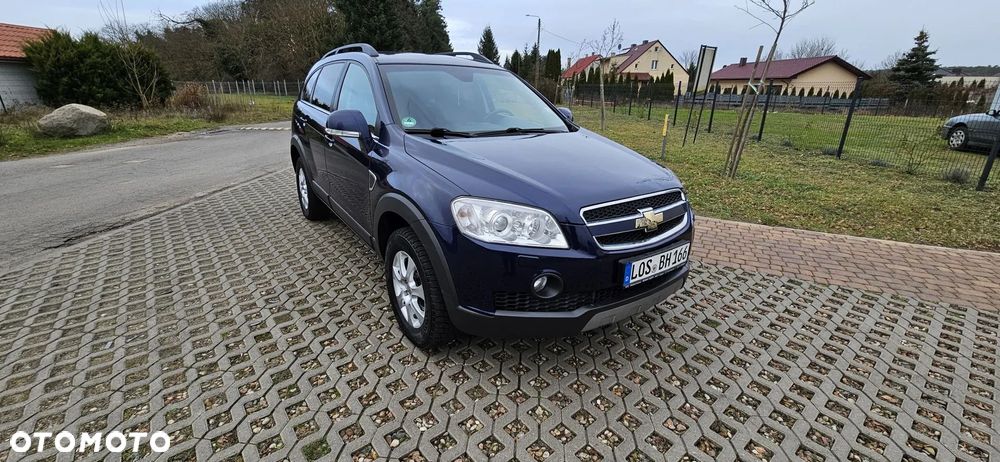 Chevrolet Captiva 2.0 4WD 7 Sitzer Automatik LT Exclusive - 3