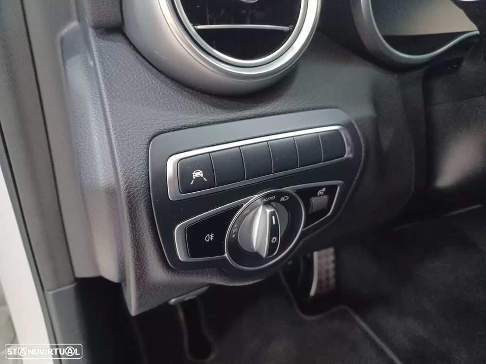 Mercedes-Benz C 300 de AMG Line - 20