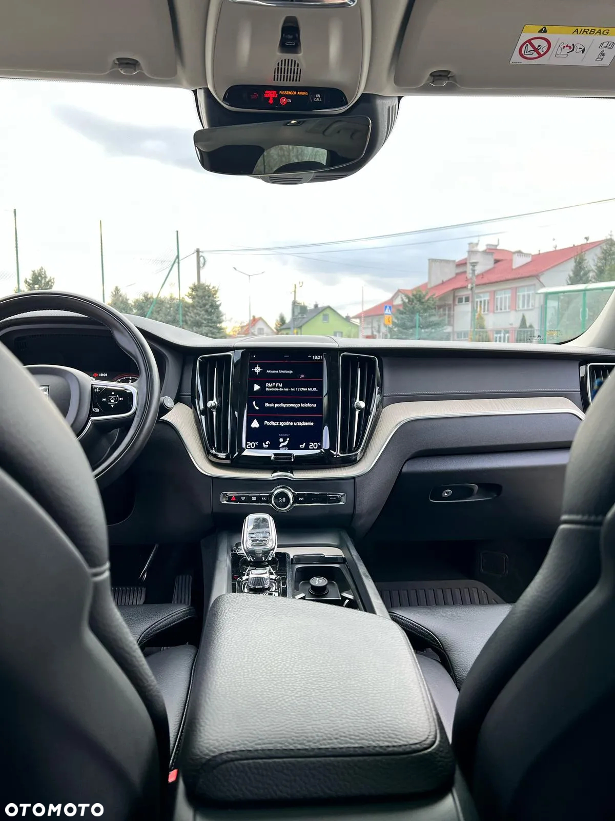 Volvo XC 60 T6 AWD Plug-In Hybrid Inscription - 11