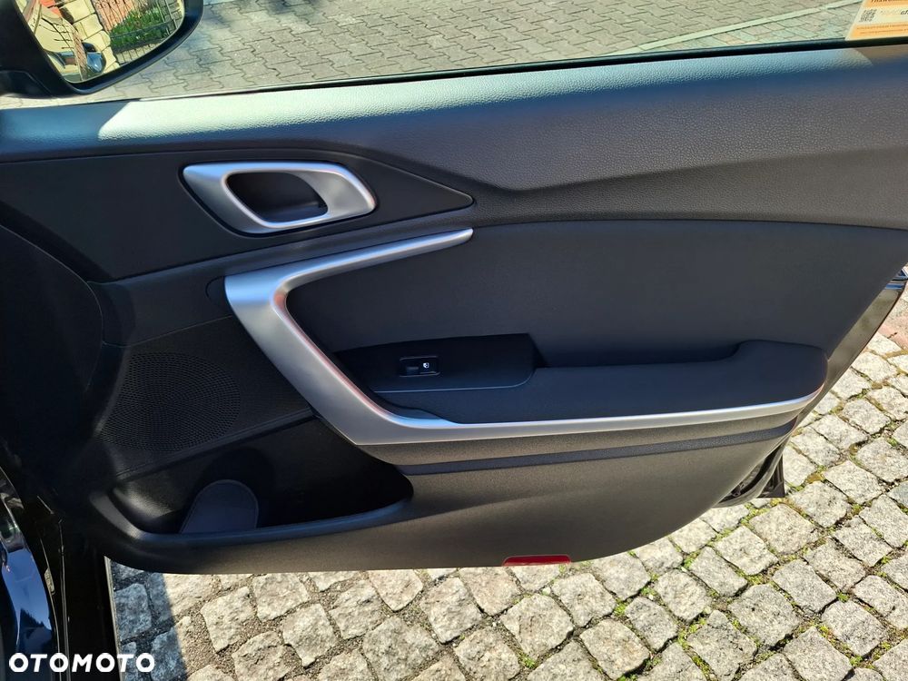 Kia Ceed 1.5 T-GDI M - 35