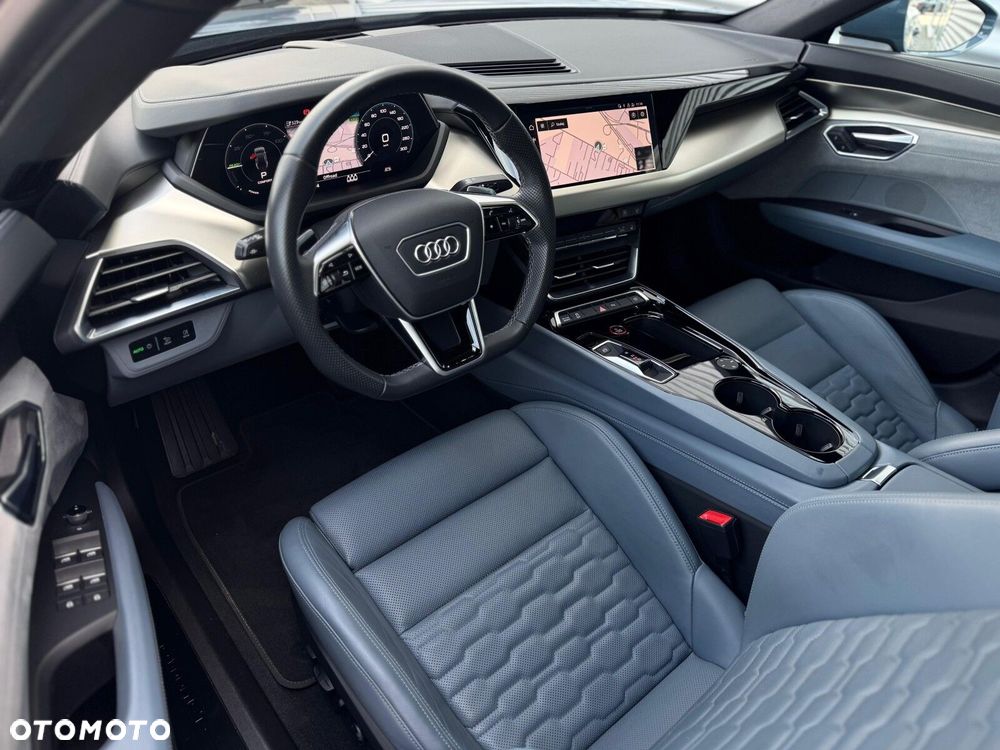 Audi e-tron GT - 10