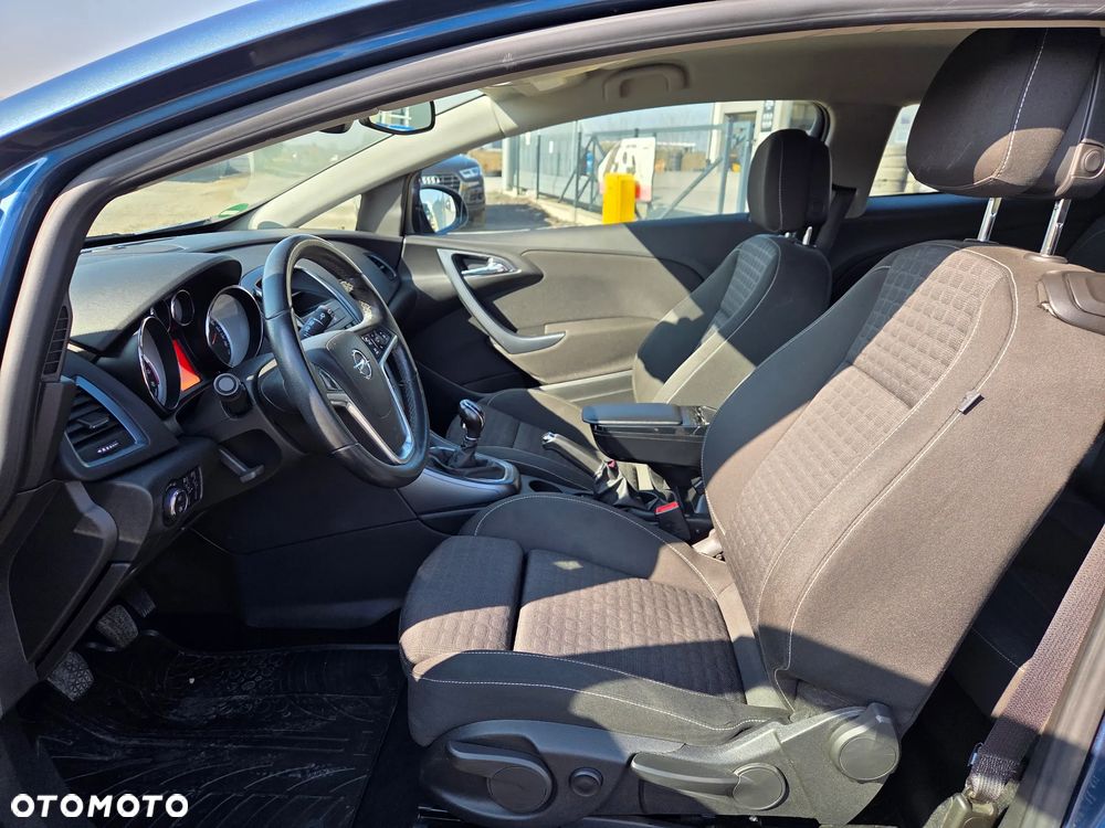 Opel Astra 1.4 Turbo - 11