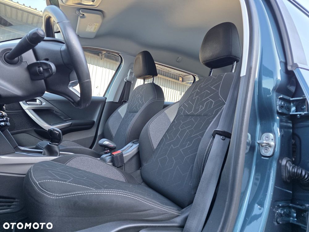 Peugeot 2008 1.2 Pure Tech Crossway S&S - 14