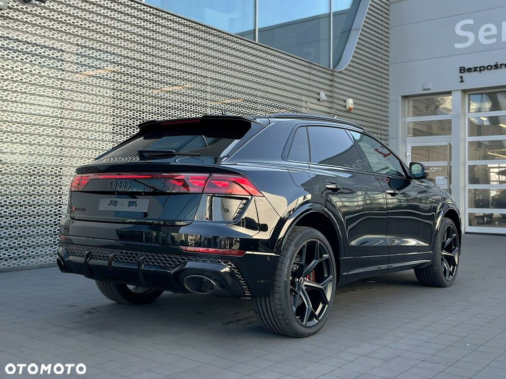 Audi RS Q8 - 30