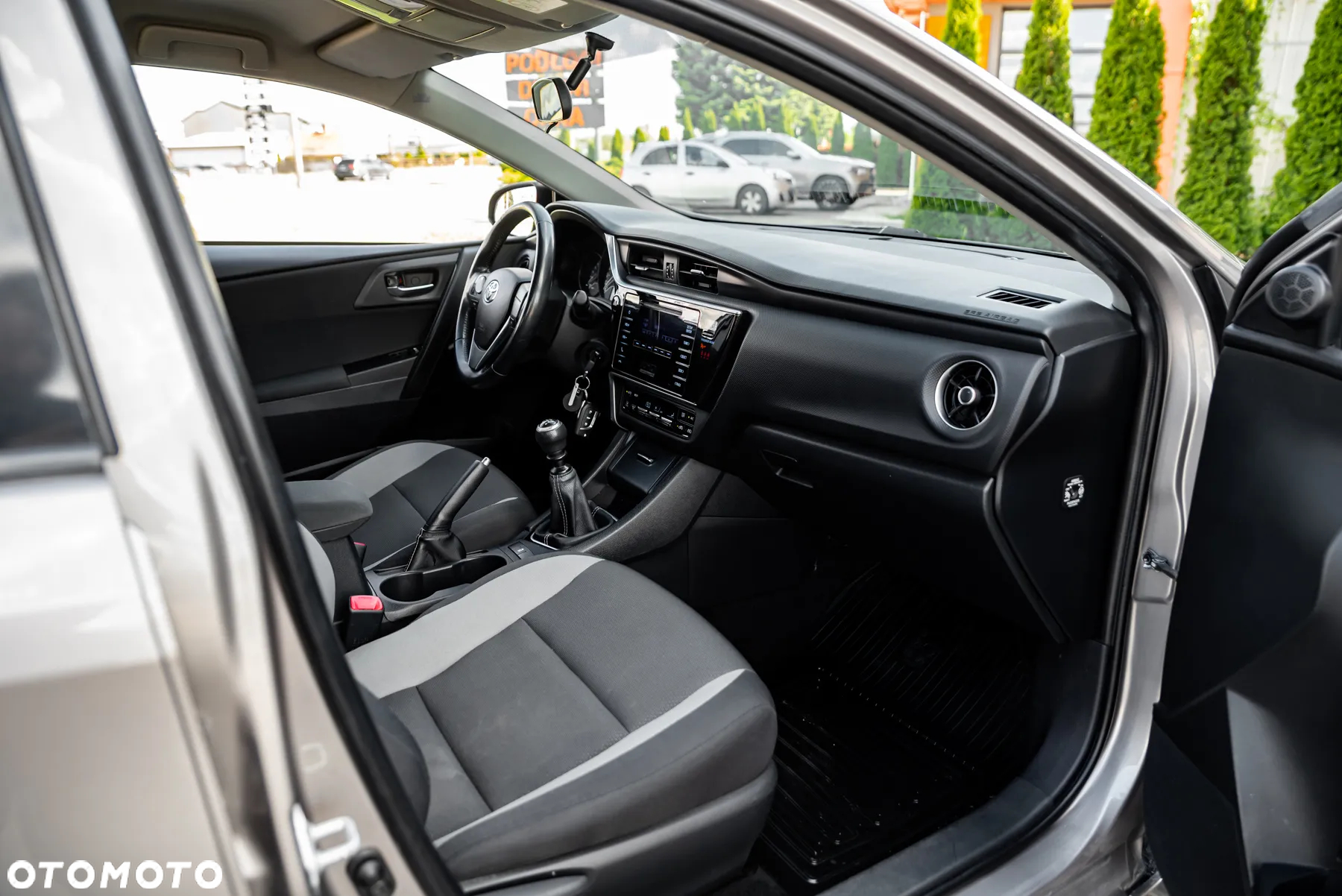 Toyota Auris 1.33 VVT-i Classic - 23