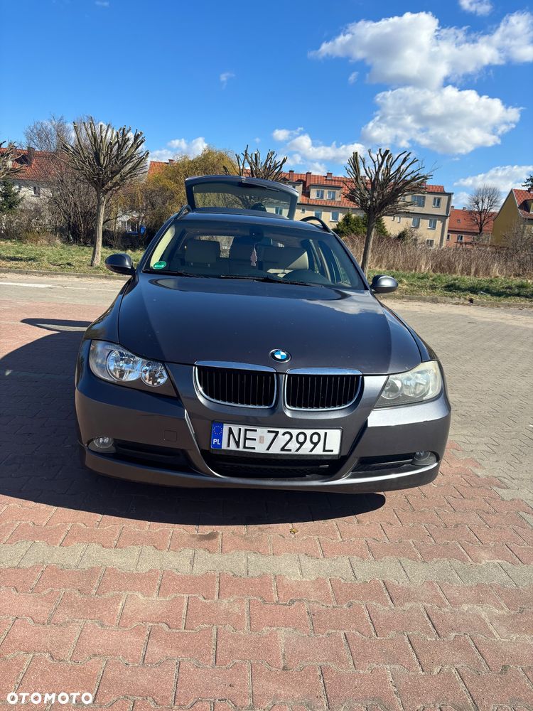 BMW Seria 3 318d DPF - 2